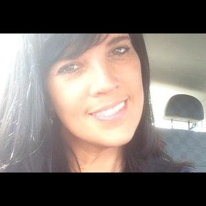 Meet your Posher, Pamela